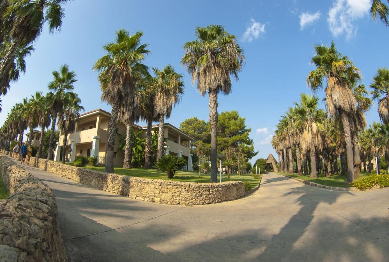 Th Le Castella - Baia Degli Dei Village Exteriér fotografie